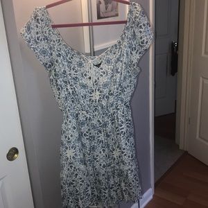 Jessica Simpson dress